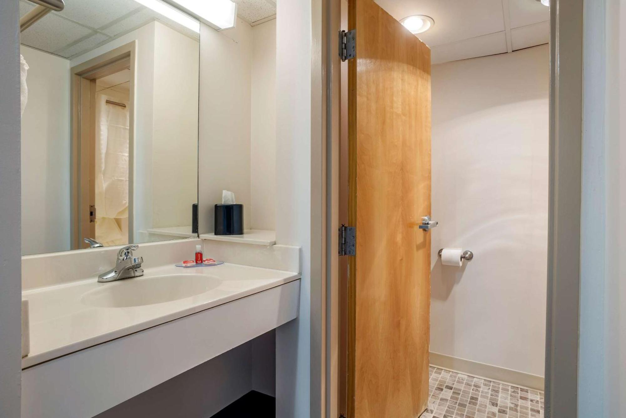 Econo Lodge Inn & Suites Rehoboth Beach Exteriör bild